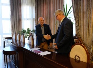 Megkezdődik a társasházi lakások építése az egykori TSZ-udvar helyén