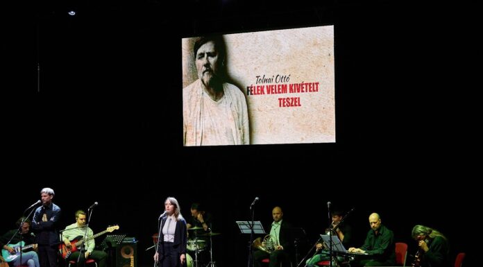 Megzenésített versekkel tisztelgett Mórahalom a szabadságharc hősei előtt- kiosztották a Márciusi díjakat is