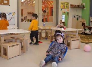 Belakták a kicsik a zákányszéki bölcsőde új épületét – videó