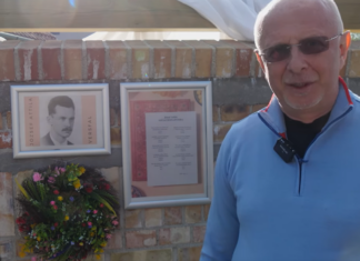 Versfalat lepleztek le a mórahalmi József Attila utcában a költő születésnapját követően – videó