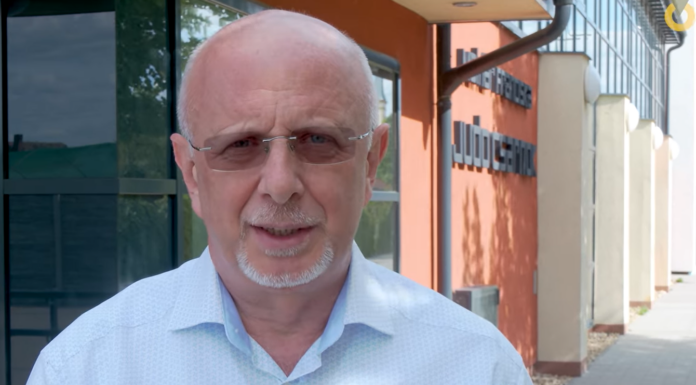 Gyalogjárda épült a mórahalmi Barmos György tér és a Szent László park között – videó