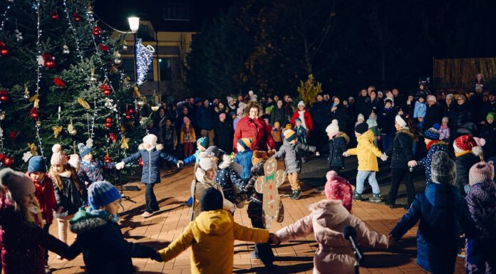 Meghitt pillanatokkal indult az advent Mórahalmon