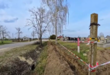 Új kerítés épül a mórahalmi temetőnél