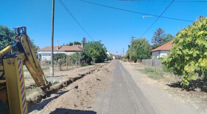 Útépítési munkálatok kezdődtek Domaszéken